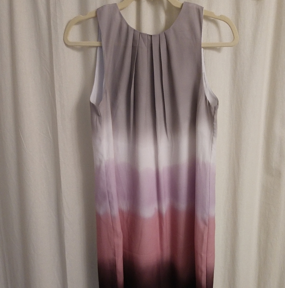 Dress tie-dyed pattern